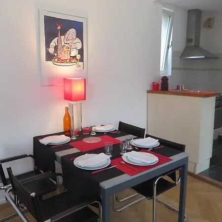 Au Quai Des Pecheurs Estrasburgo